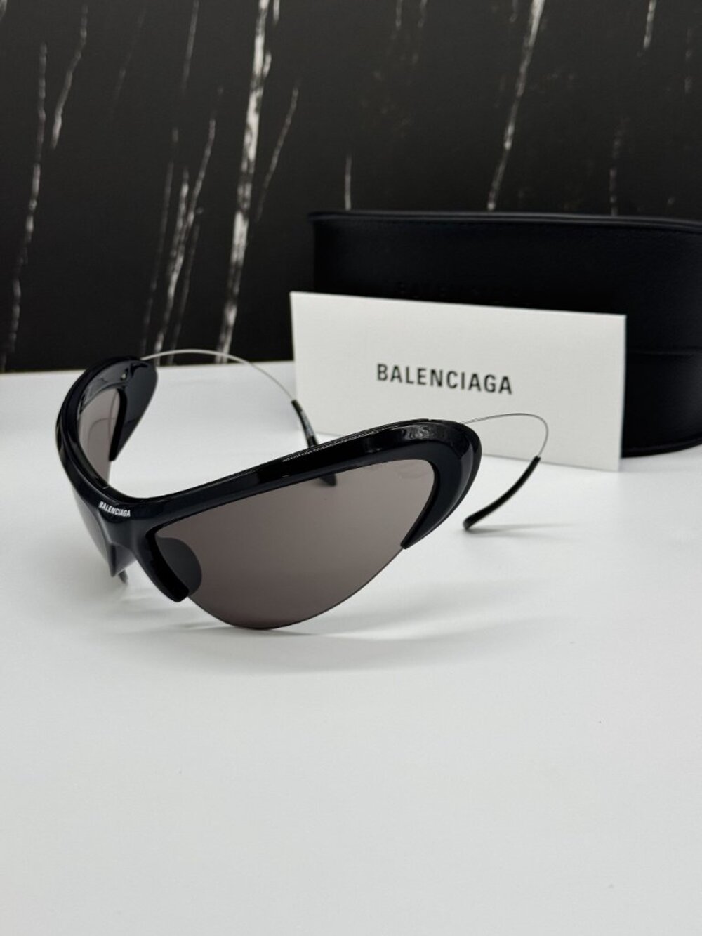 NEW BALENCIAGA BB0232S 001 BLACK UNISEX SUNGLASSES BALENCIAGA EYEWEAR - Picture 1 of 16